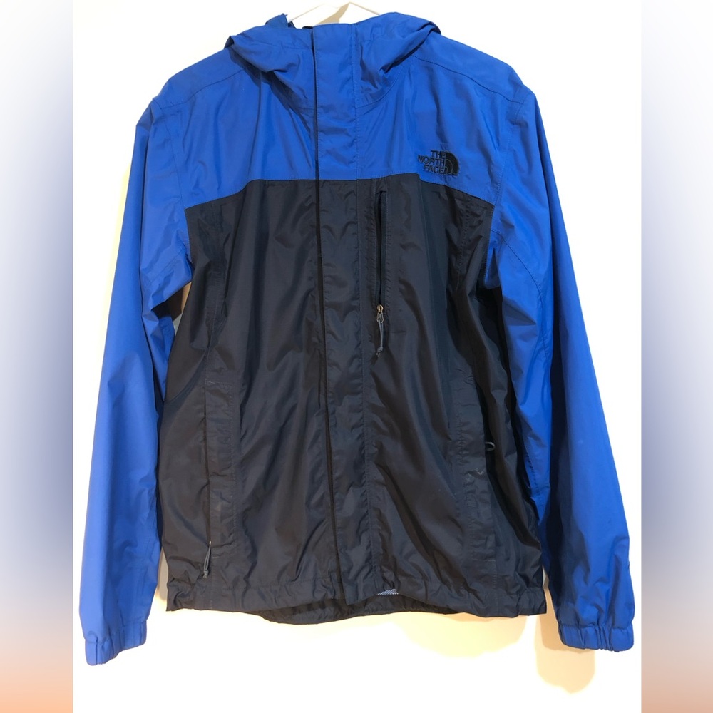 Men’s North Face Stinson Rain Jacket and Windbreaker, two tone blue, Size S